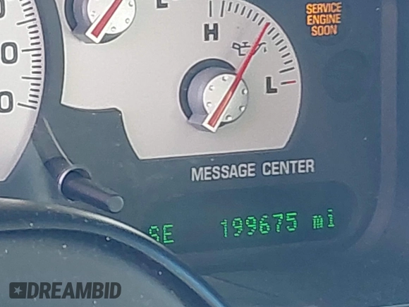 2005 Mercury Mountaineer Convenience z VIN 4M2ZU86W15UJ16890, wystawiony jako IAAI lot #41352732 z przebiegiem 199 675 mil mil oraz . Historia ofert i sprzedaży dostępna na DreamBid. Obrazek 7.