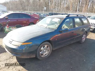 2002 Saturn LW z VIN 1G8JW84R82Y529396, wystawiony jako IAAI lot #41433535 z przebiegiem 174 470 mil mil oraz . Historia ofert i sprzedaży dostępna na DreamBid. Obrazek 2.