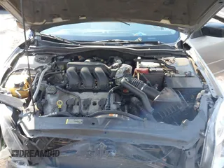 2009 Ford Fusion SEL with VIN 3FAHP08189R105867, listed as a IAAI auction lot 41649133 with 188,691 mi miles. Bid and sale history available at carsss.com. Image 10.