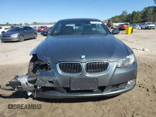 2009 BMW 3 Series 328i z VIN WBAWL13519PX24330, wystawiony jako Copart lot #45182135 z przebiegiem 63 074 mil mil oraz Szkoda całkowita • Salvage title. Historia ofert i sprzedaży dostępna na DreamBid. Obrazek 5.