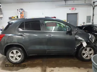 2017 Chevrolet Trax LT with VIN 3GNCJPSBXHL163410, listed as a IAAI auction lot 41585473 with 64,969 mi miles. Bid and sale history available at carsss.com. Image 14.