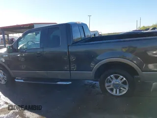 2006 Ford F-150 XLT with VIN 1FTPX125X6NA39456, listed as a IAAI auction lot 41832948 with 266,716 mi miles. Bid and sale history available at carsss.com. Image 14.