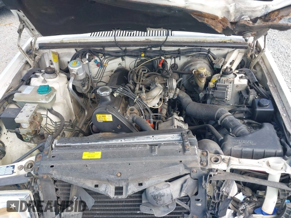 1994 Volvo 900 GLS with VIN YV1JS883XR3145743, listed as a IAAI auction lot 42216858 with 193,685 mi miles and . Bid and sale history available at DreamBid. Image 10.