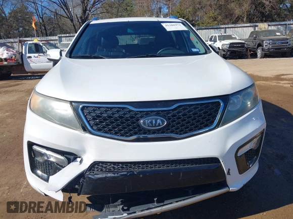 2011 Kia Sorento SX with VIN 5XYKW4A24BG093780, listed as a IAAI auction lot 41388971 with 171,673 mi miles. Bid and sale history available at carsss.com. Image 6.