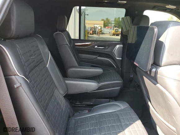 2021 Cadillac Escalade Sport Platinum with VIN 1GYS4GKT1MR375792, listed as a Copart auction lot 71609644 with 101,370 mi miles and Salvage Title. Bid and sale history available at carsss.com. Image 11.