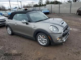 2017 MINI Convertible Cooper S z VIN WMWWG9C30H3C81324, wystawiony jako Copart lot #48040275 z przebiegiem 54 155 mil mil oraz Szkoda całkowita • Salvage title. Historia ofert i sprzedaży dostępna na DreamBid. Obrazek 4.