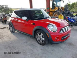2011 MINI Hardtop with VIN WMWSU3C57BT184132, listed as a IAAI auction lot 42424168 with 65,985 mi miles and . Bid and sale history available at DreamBid. Image 1.