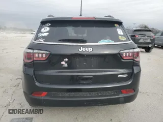 2018 Jeep Compass Latitude with VIN 3C4NJCBB3JT420682, listed as a Copart auction lot 43752585 with 66,360 mi miles and Salvage title. Bid and sale history available at DreamBid. Image 6.