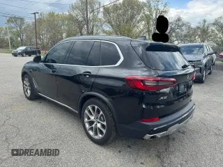 2019 BMW X5 xDrive40i with VIN 5UXCR6C59KLL21466, listed as a Copart auction lot 55880995 with 141,794 mi miles and Clean Title. Bid and sale history available at carsss.com. Image 3.
