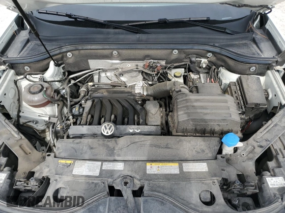 2021 Volkswagen Atlas SEL Premium z VIN 1V2TE2CA1MC220572, wystawiony jako Copart lot #61960534 z przebiegiem 35 929 mil mil oraz Szkoda całkowita • Salvage title. Historia ofert i sprzedaży dostępna na DreamBid. Obrazek 12.