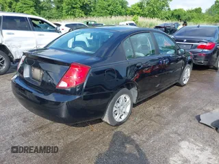 2005 Saturn ION ION 2 z VIN 1G8AJ52F65Z100486, wystawiony jako IAAI lot #42379634 z przebiegiem 106 389 mil mil oraz . Historia ofert i sprzedaży dostępna na DreamBid. Obrazek 4.