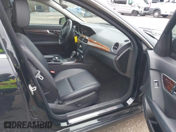 2013 Mercedes-Benz C 300 Sport with VIN WDDGF8AB0DR245657, listed as a IAAI auction lot 42460463 with 115,532 mi miles and . Bid and sale history available at DreamBid. Image 5.