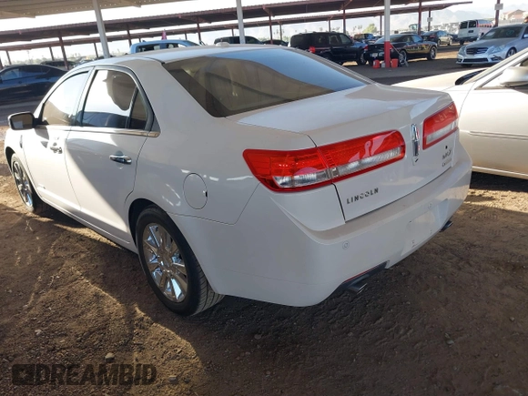 2012 Lincoln MKZ Hybrid with VIN 3LNDL2L36CR837071, listed as a IAAI auction lot 40582663 with 117,272 mi miles and . Bid and sale history available at DreamBid. Image 3.