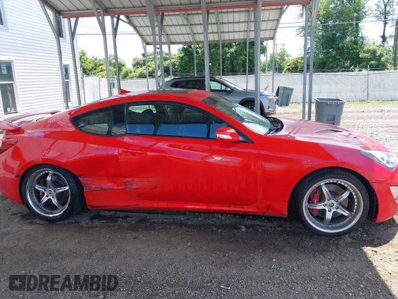 2013 Hyundai Genesis Coupe R-Spec with VIN KMHHU6KJ2DU081268, listed as a IAAI auction lot 42469564 with 63,989 mi miles and . Bid and sale history available at DreamBid. Image 13.