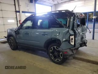 2022 Ford Bronco Sport Outer Banks z VIN 3FMCR9C60NRE06595, wystawiony jako Copart lot #49254795 z przebiegiem 20 947 mil mil oraz Szkoda całkowita • Salvage title. Historia ofert i sprzedaży dostępna na DreamBid. Obrazek 2.