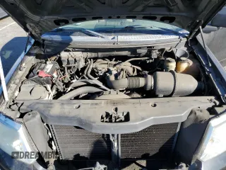 2005 Ford F-150 XL с VIN 1FTRF12285KD36839, выставлен на аукционе Copart как лот 41926565 с пробегом 209 007 миль миль и Списание • Salvage title. История ставок и продаж доступна на DreamBid. Изображение 12.