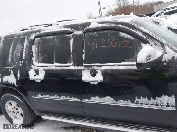 2012 Chevrolet Suburban LTZ with VIN 1GNSKKE75CR215742, listed as a IAAI auction lot 41236729 with 250,634 mi miles. Bid and sale history available at carsss.com. Image 12.