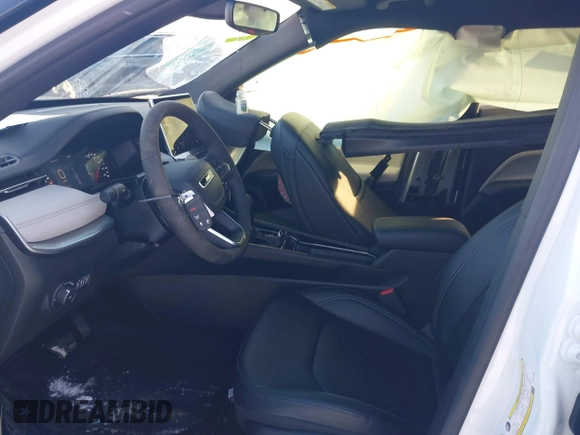 2025 Jeep Compass Limited with VIN 3C4NJDCNXST531729, listed as a IAAI auction lot 41542033 with 1,323 mi miles and . Bid and sale history available at DreamBid. Image 5.