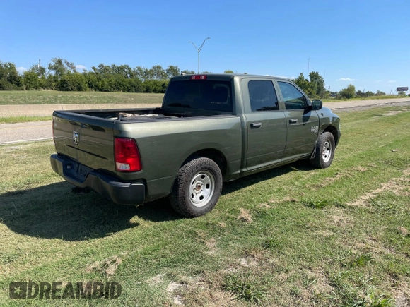 2021 Ram 1500 Tradesman z VIN 1C6RR6KG6MS549410, wystawiony jako Copart lot #74827904 z przebiegiem 122 172 mil mil oraz Czysty tytuł • Clean title. Historia ofert i sprzedaży dostępna na DreamBid. Obrazek 4.
