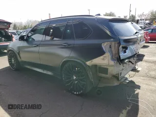 2017 BMW X5 M z VIN 5YMKT6C50H0U39034, wystawiony jako Copart lot #48776765 z przebiegiem 95 891 mil mil oraz Szkody całkowita. Historia ofert i sprzedaży dostępna na DreamBid. Obrazek 2.