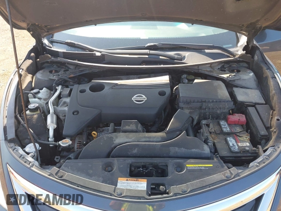 2013 Nissan Altima SV with VIN 1N4AL3APXDN581899, listed as a IAAI auction lot 42596618 with 232,426 mi miles and . Bid and sale history available at DreamBid. Image 10.