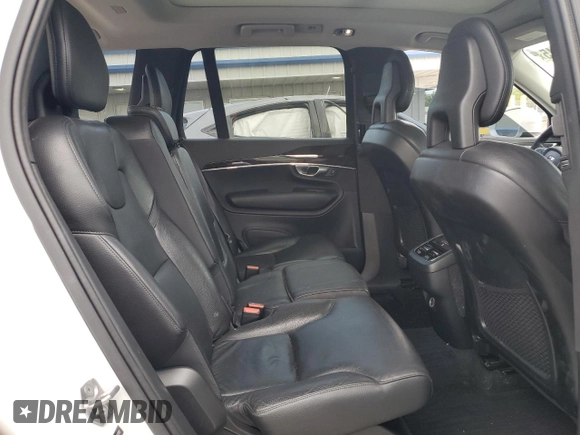 2018 Volvo XC90 Momentum z VIN YV4102PK5J1357707, wystawiony jako Copart lot #55460445 z przebiegiem 95 406 mil mil oraz Szkoda całkowita • Salvage title. Historia ofert i sprzedaży dostępna na DreamBid. Obrazek 11.
