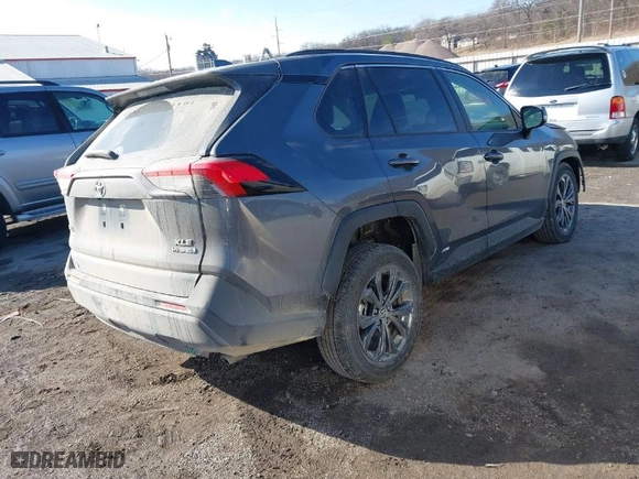 2024 Toyota RAV4 Hybrid XLE Premium with VIN JTMB6RFV7RD139613, listed as a IAAI auction lot 41490578 with 6,817 mi miles. Bid and sale history available at carsss.com. Image 4.
