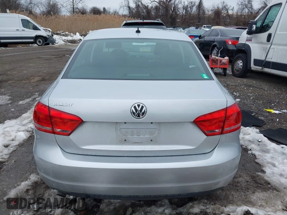 2014 Volkswagen Passat S с VIN 1VWAP7A39EC002589, выставлен на аукционе IAAI как лот 41285260 с пробегом 102 489 миль миль и . История ставок и продаж доступна на DreamBid. Изображение 16.