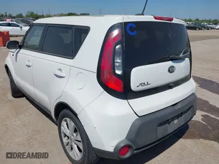 2014 Kia Soul + with VIN KNDJP3A53E7029843, listed as a IAAI auction lot 41981897 with 82,177 mi miles. Bid and sale history available at carsss.com. Image 3.