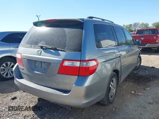 2007 Honda Odyssey EX-L with VIN 5FNRL386X7B138990, listed as a IAAI auction lot 41823648 with 225,962 mi miles. Bid and sale history available at carsss.com. Image 4.