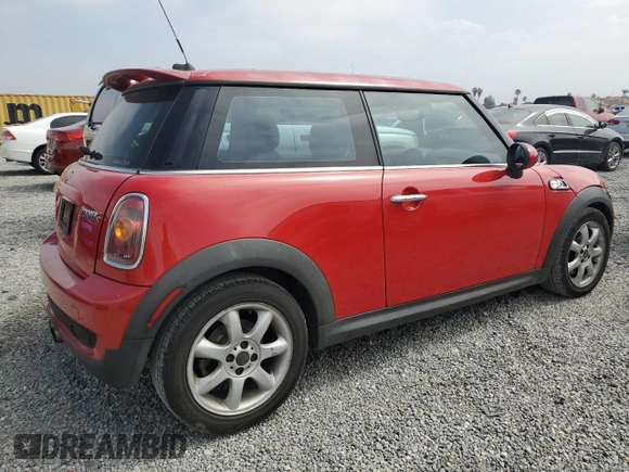 2009 MINI Hardtop S with VIN WMWMF73569TW82889, listed as a Copart auction lot 55630165 with 128,360 mi miles and Clean Title. Bid and sale history available at DreamBid. Image 3.