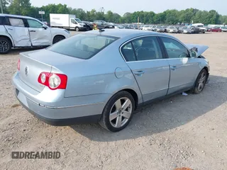 2007 Volkswagen Passat Wolfsburg Edition with VIN WVWAK73C77P152906, listed as a IAAI auction lot 42404087 with Not provided miles and . Bid and sale history available at DreamBid. Image 4.