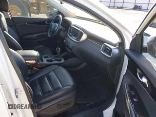 2017 Kia Sorento EX V6 with VIN 5XYPH4A56HG222220, listed as a IAAI auction lot 41330218 with 189,235 mi miles. Bid and sale history available at carsss.com. Image 5.