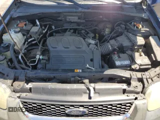 2004 Ford Escape XLT с VIN 1FMYU03114KA86176, выставлен на аукционе Copart как лот 56349235 с пробегом 232 849 миль миль и Списание • Salvage title. История ставок и продаж доступна на DreamBid. Изображение 12.