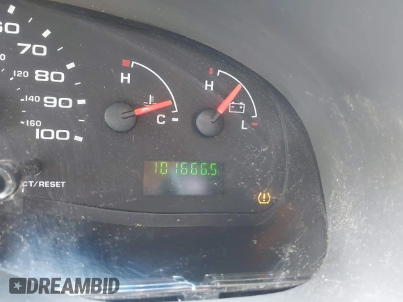 2008 Ford Econoline Cargo Commercial with VIN 1FTNE24W18DB29886, listed as a IAAI auction lot 42048608 with 101,666 mi miles and . Bid and sale history available at carsss.com. Image 7.