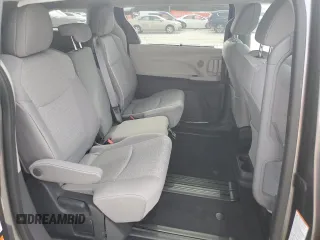 2023 Toyota Sienna LE z VIN 5TDKRKEC9PS178719, wystawiony jako Copart lot #54421745 z przebiegiem 33 530 mil mil oraz Szkoda całkowita • Salvage title. Historia ofert i sprzedaży dostępna na DreamBid. Obrazek 11.