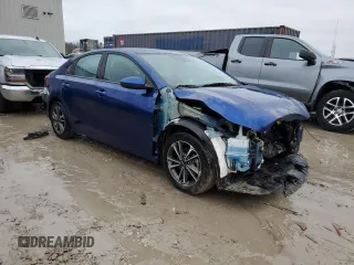 2023 Kia Forte LXS with VIN 3KPF24ADXPE518258, listed as a Copart auction lot 46422075 with 32,284 mi miles and Salvage Title. Bid and sale history available at carsss.com. Image 4.