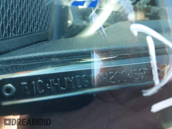 2022 Jeep Wrangler Unlimited Sport with VIN 1C4HJXDG0NW200459, listed as a IAAI auction lot 41740168 with 19,019 mi miles and . Bid and sale history available at DreamBid. Image 17.