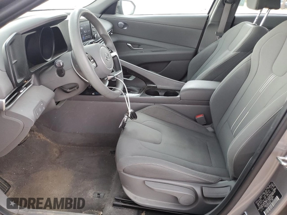 2023 Hyundai Elantra Blue z VIN KMHLM4AJ1PU042885, wystawiony jako Copart lot #53496155 z przebiegiem 68 573 mil mil oraz Szkoda całkowita • Salvage title. Historia ofert i sprzedaży dostępna na DreamBid. Obrazek 7.