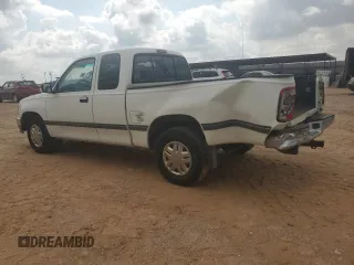 1997 Toyota T100 DX z VIN JT4TN12D0V0035620, wystawiony jako Copart lot #69925814 z przebiegiem Nie podano mil oraz Szkody całkowita. Historia ofert i sprzedaży dostępna na DreamBid. Obrazek 2.