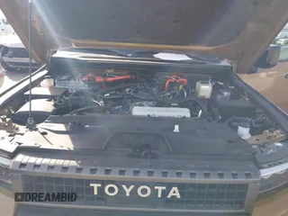2024 Toyota Land Cruiser z VIN JTEABFAJ9RK012363, wystawiony jako IAAI lot #41859375 z przebiegiem 5 420 mil mil oraz . Historia ofert i sprzedaży dostępna na DreamBid. Obrazek 10.