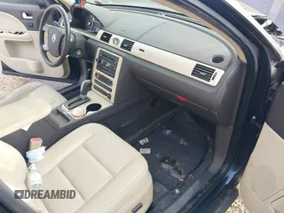 2008 Mercury Sable Premier z VIN 1MEHM42W38G620567, wystawiony jako IAAI lot #40379211 z przebiegiem 230 789 mil mil oraz . Historia ofert i sprzedaży dostępna na DreamBid. Obrazek 5.