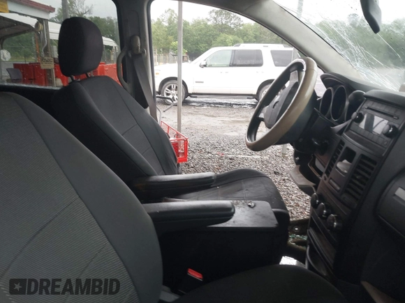 2009 Dodge Grand Caravan SE z VIN 2D8HN44E59R585342, wystawiony jako IAAI lot #42241676 z przebiegiem 329 636 mil mil oraz . Historia ofert i sprzedaży dostępna na DreamBid. Obrazek 5.