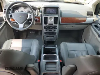 2008 Chrysler Town & Country Touring with VIN 2A8HR54P78R817277, listed as a Copart auction lot 60281205 with 141,380 mi miles and Salvage title. Bid and sale history available at DreamBid. Image 8.