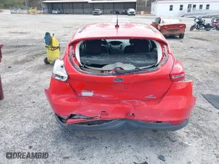2016 Ford Focus SE with VIN 1FADP3K25GL314271, listed as a IAAI auction lot 41848220 with 72,040 mi miles. Bid and sale history available at carsss.com. Image 16.