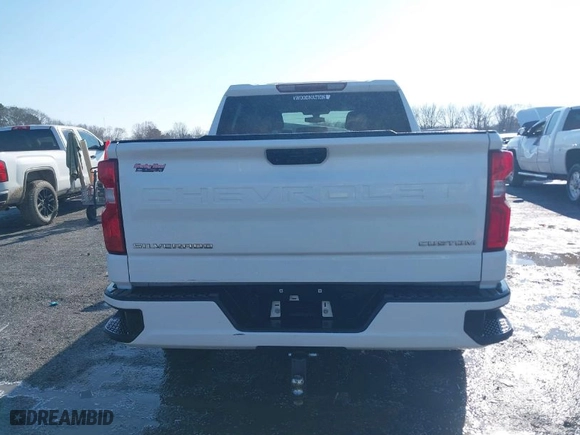 2020 Chevrolet Silverado 1500 Custom with VIN 1GCPYBEK9LZ192368, listed as a IAAI auction lot 41329058 with 135,365 mi miles. Bid and sale history available at carsss.com. Image 16.