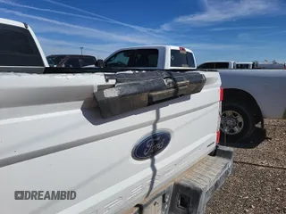 2018 Ford Super Duty F-250 SRW XL with VIN 1FT7W2B60JEC20107, listed as a IAAI auction lot 42133486 with 204,585 mi miles. Bid and sale history available at carsss.com. Image 1.