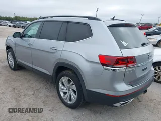 2021 Volkswagen Atlas SE with VIN 1V2JR2CA7MC556268, listed as a IAAI auction lot 41185525 with 73,724 mi miles and . Bid and sale history available at DreamBid. Image 3.