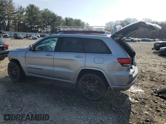 2020 Jeep Grand Cherokee Altitude with VIN 1C4RJFAG0LC151104, listed as a Copart auction lot 48897615 with 71,018 mi miles and Salvage Title. Bid and sale history available at carsss.com. Image 2.
