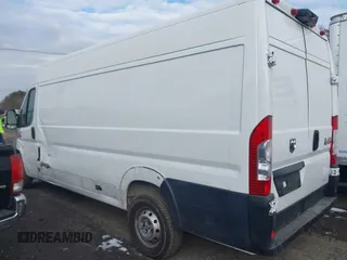 2020 Ram ProMaster Cargo with VIN 3C6URVJG3LE119339, listed as a IAAI auction lot 41289761 with 64,055 mi miles and . Bid and sale history available at carsss.com. Image 3.